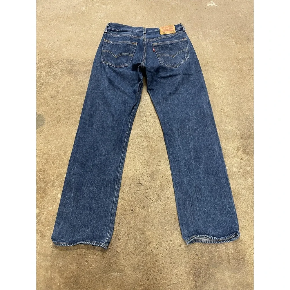 Levis 501 Jeans Mens 33x34‎ Medium Wash Blue Straight Leg Button Fly Waterless